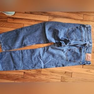Men's Levi's relaxed 505, 31x30 Great condition, no holes, rips, or stains.